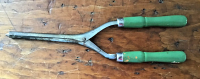 Vintage Curling Iron with Green Handle