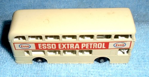 Vintage Matchbox No. 74 "Daimler Double Deck Bus" Very Near Mint Cond. Free Ship - Picture 2 of 7