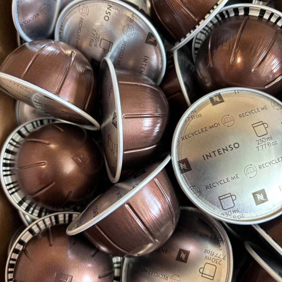 Nespresso Vertuo, Intenso, café tostado oscuro, cápsulas de café de 50 unidades sueltas/a granel Foto 3 de 3