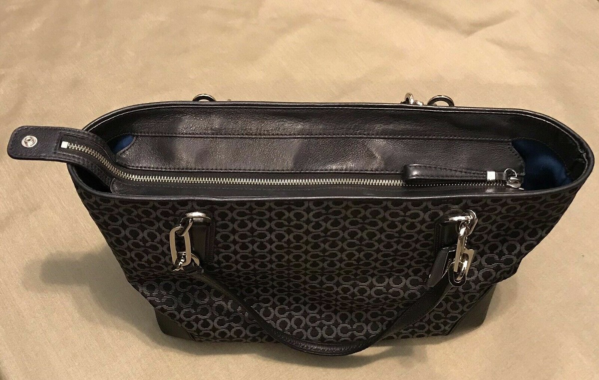 Authentic Coach G1320-26767 Black Handbag Tote Pre-owned, Good
