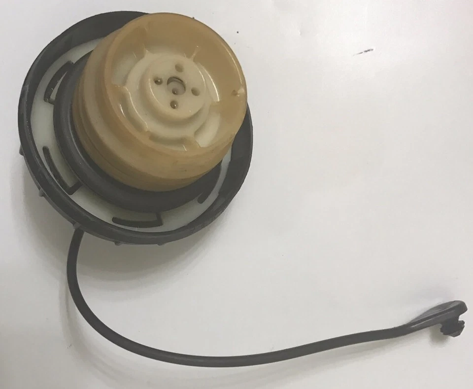 OEM Dodge Caravan Tanque de gasolina Combustible Petro Cap 1995 1996 1997 1998 1999 95 96 97 98 Foto 3 de 4