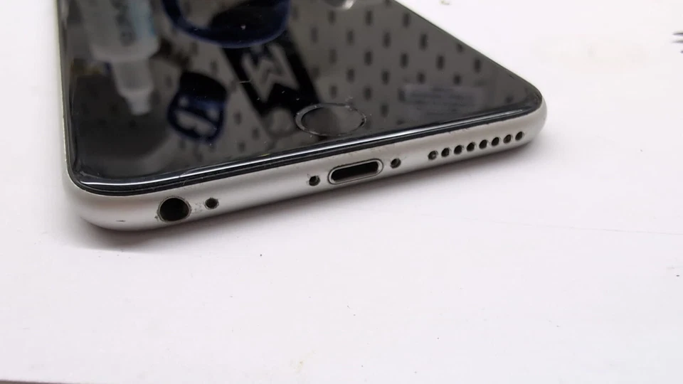 APPLE iPhone 6S Plus 64GB Silver Schermo Nero *LEGGI BENE* - Immagine 2 di 4