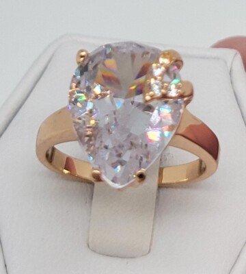 Xuping Fashion Elegant Jewelry Gold Plated Pear Shaped Solitaire Ring Size 8