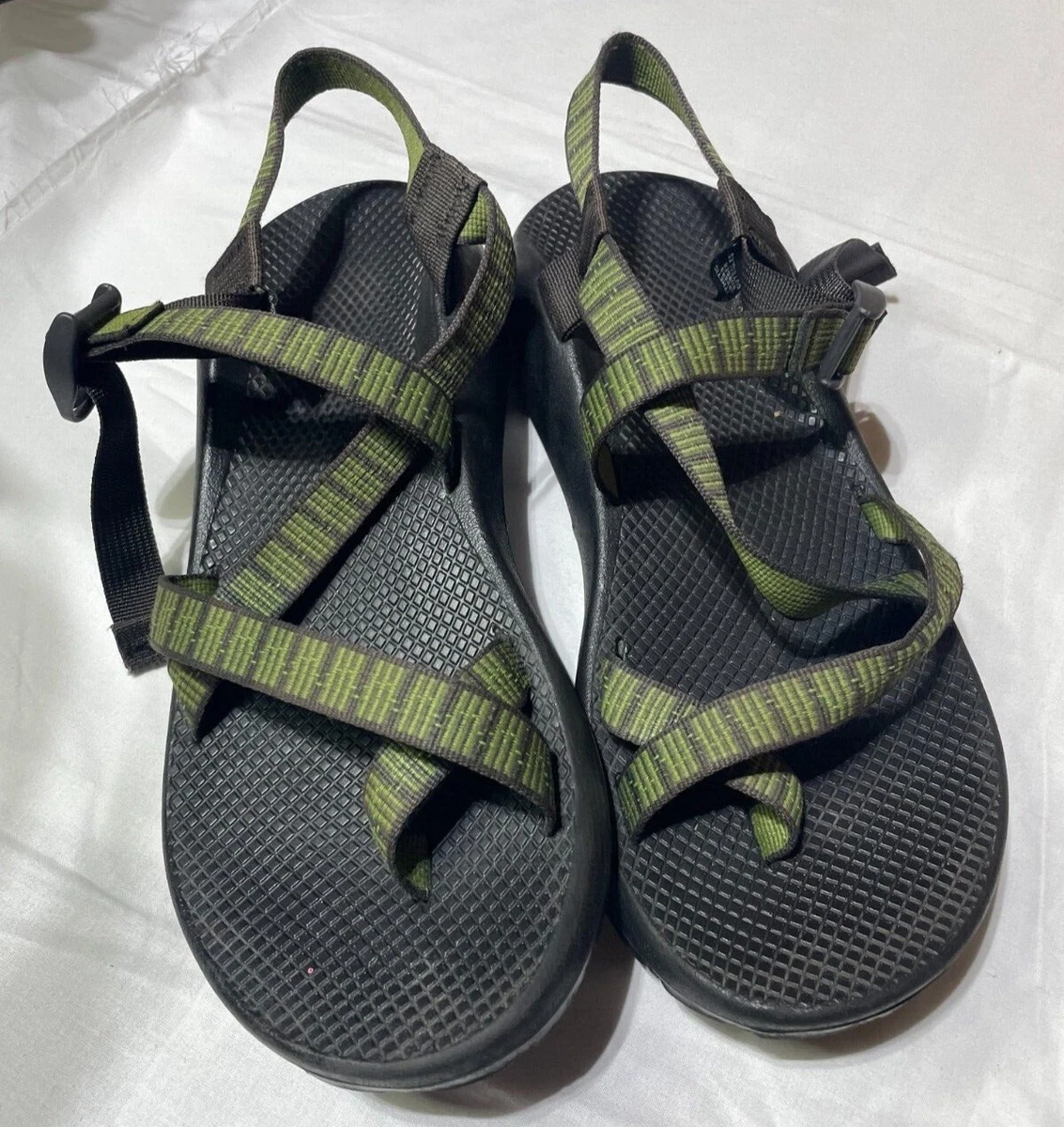 Aggregate 136+ are chaco sandals waterproof latest netgroup.edu.vn