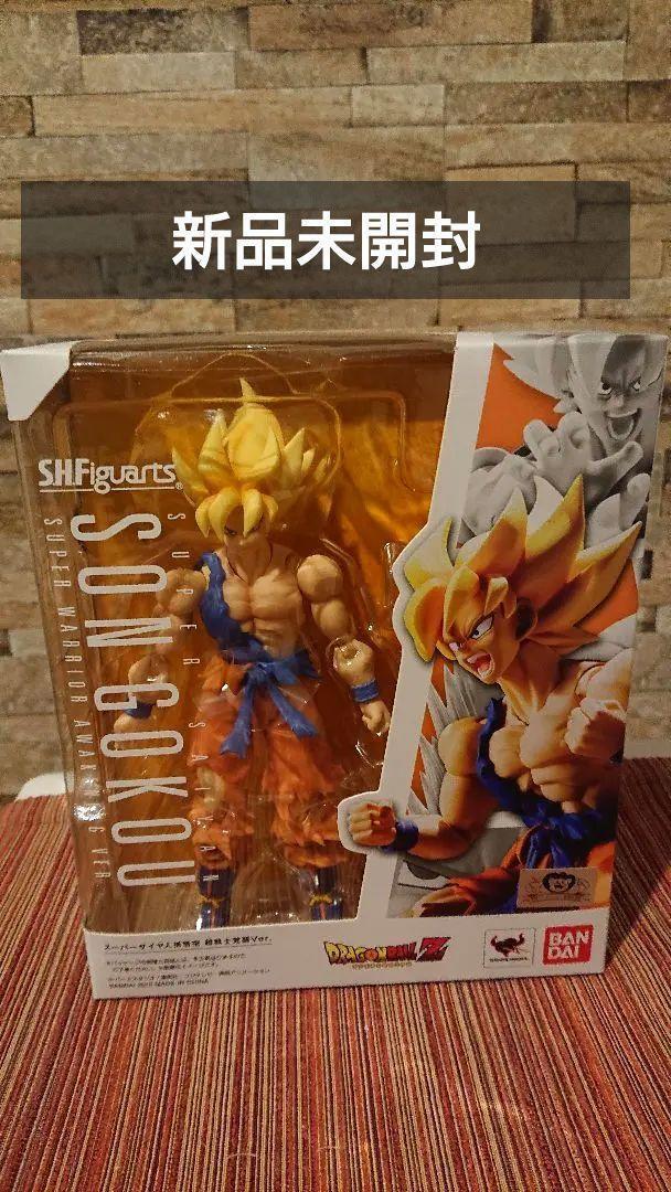 S.H.Figuarts Super Saiyan Son Goku: Super Soldier Awakening Ver. BANDAI Japan #2