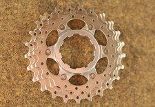 Vintage NOS NUOVO Shimano Dura Ace CS-7700 9 velocità cassetta cluster 21 - 2...