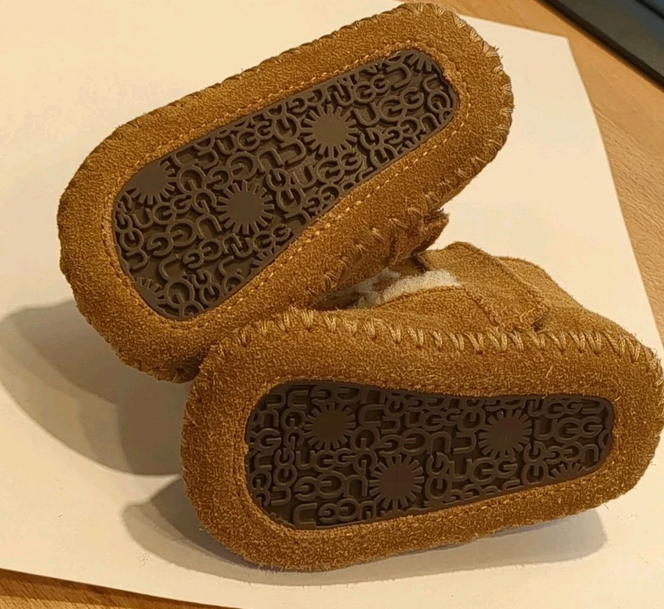 Ugg Infant Baby Boots 0/1 (0-6 Months) XS - Image 3 of 4