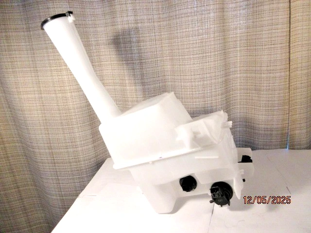 Reservatório de fluido para lavadora frontal Dorman 603-196 com tampa compatível com Toyo selecionado - Imagem 4 de 4