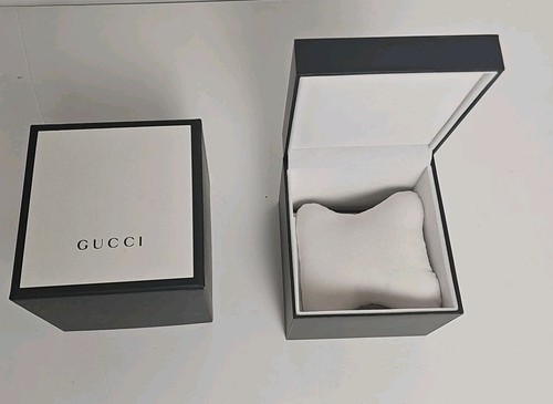 Nagelneue Original Gucci leere Uhrenbox mit Kissen für eine Uhr - Bild 3 von 8