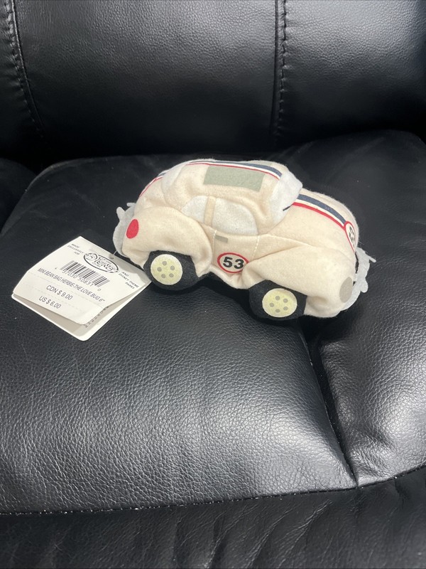 Disney Store Exclusive HERBIE THE LOVEBUG 6" Plush Volkswagon Beetle Beanbag