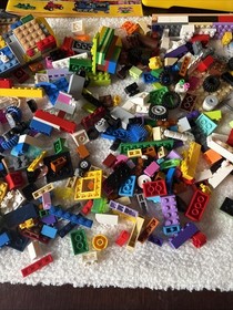 LEGO Creator Medium Creative Brick Box Tons Pieces Yellow Box Huge Lot 3lbs 7oz