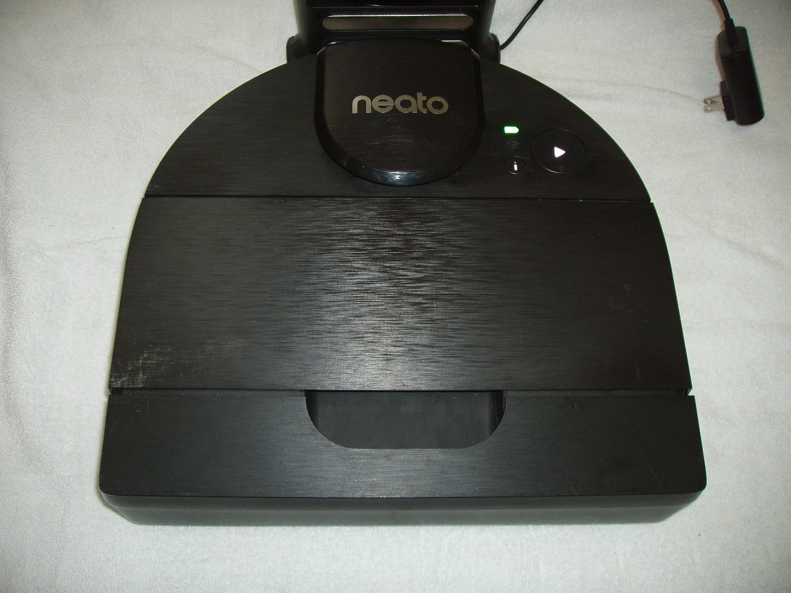 Neato D8 Intelligent Robot Vacuum Cleaner
Opens in a new window or tab