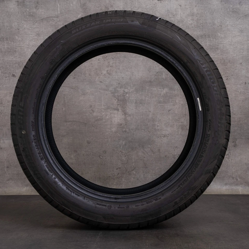 2x 275/45 R20 110V Bridgestone Blizzak LM 001 Runflat DOT 3718 5 mm Winterreifen - Bild 2 von 2