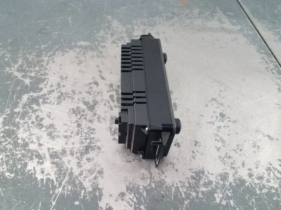 2004 Chevy Corvette C5 Climate Control Panel #3973 B1 - Image 4 of 4