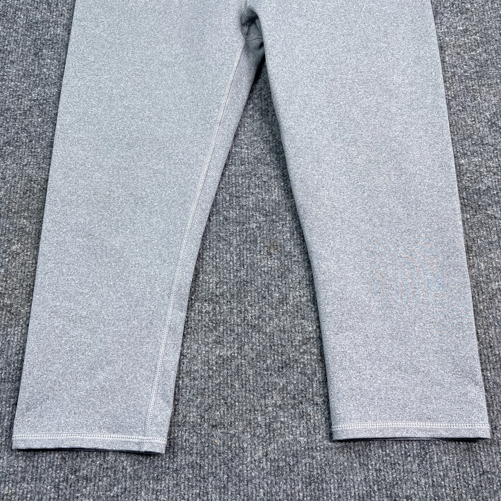fabletics cropped athletic active yoga leggings