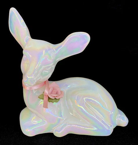 Fenton Art Glass Deer " Pearly Sentiments " Deer 1988