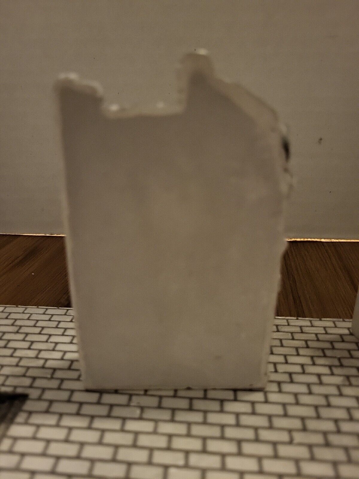 Picture 6 of 24