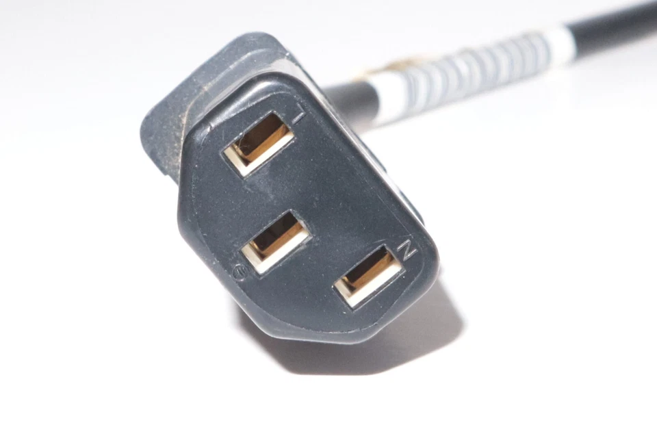 3-Prong Grounded Power Cord 6 ft ISHENG IS-14 US 125V 10A 1256W - Image 3 of 4