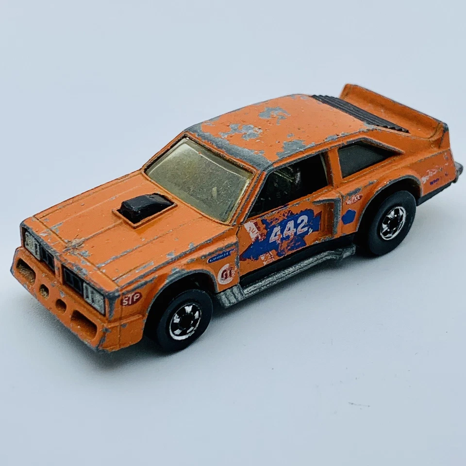 Vintage 1978 Hot Wheels Orange Olds Cutlass Flat Out 442 Blackwall Hong Kong - Image 3 of 4