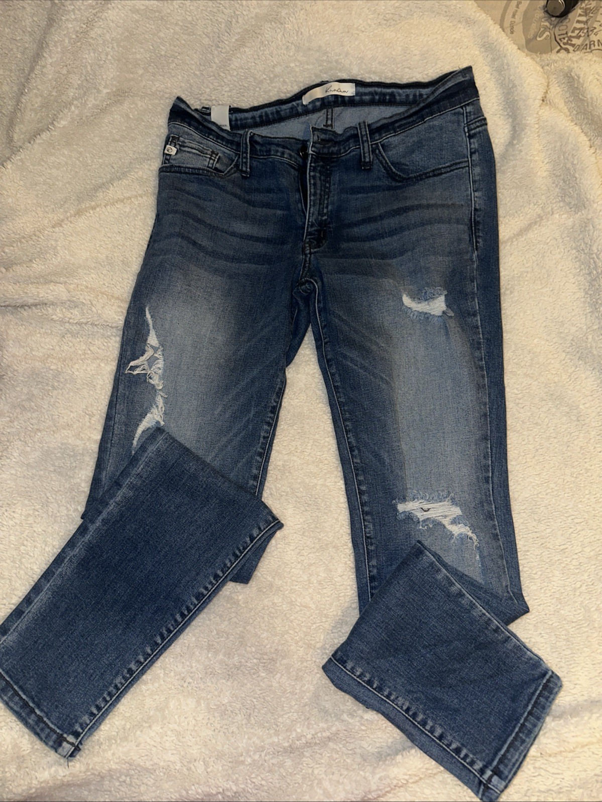 Cute Distressed KanCan Size 28 Women’s Jeans