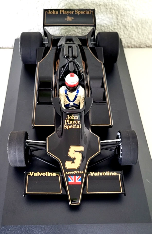 FORMULA 1 1:18 M. ANDRETTI LOTUS 79 CAMPIONE DEL MONDO 1978 JOHN PLAYER SPECIAL - Immagine 4 di 4