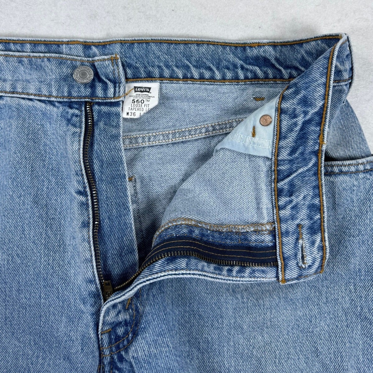Vintage Levis 560 Loose Fit Tapered Leg Jeans Mens 36x32 Blue