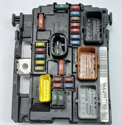 Peugeot 207 2010 Benzin Sicherungskasten 9664997780 TMD11410