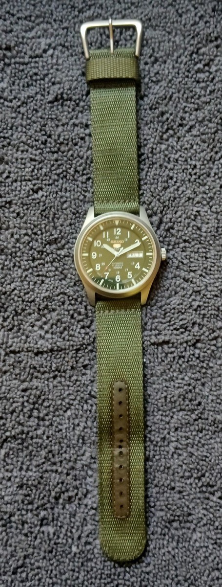 Seiko 5 Sports Automatic Green Dial Field Watch 7S36-03J0 Men's