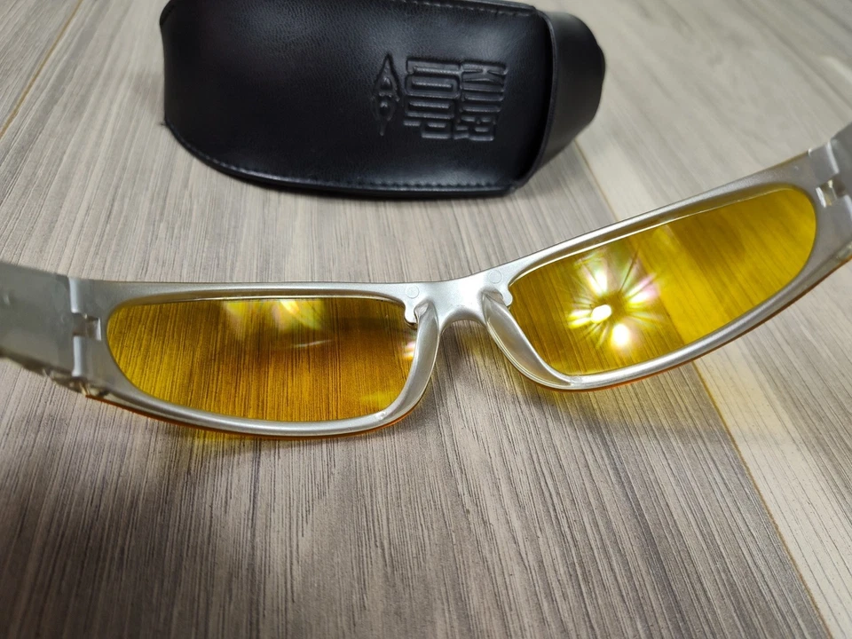 Vintage Rare B&L Killer Loop Sunglasses Made In Italy TRANSLUCENT ORANGE FADE - Image 3 of 4