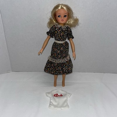 Vintage Pedigree Blonde Sindy Doll Floral Dress And Funtime T-shirt