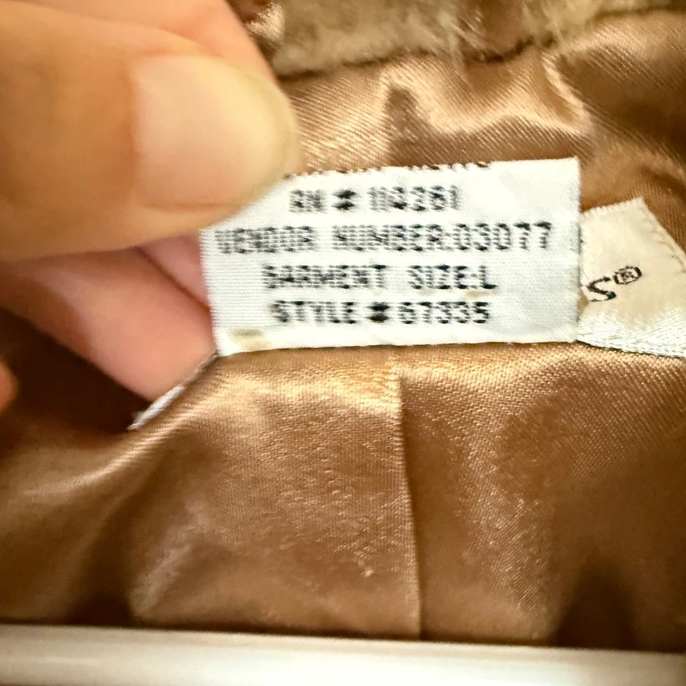 Newport News Faux Fur Bolero Jacket Shrug Beaded Trim Womens Size Large - Image 3 of 4