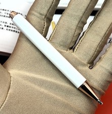Premium Montblanc Heritage Rough et noir Baby Edition Ballpoint Pen With Box