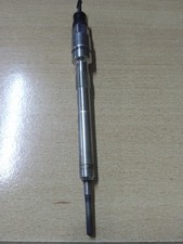 Genuine Glow Plug VW AUDI SEAT SKODA 2.0 TDI 30-40 TDI 04L905061C / 04L905061B