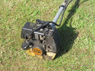 Stihl strimmer FS 86 Petrol 26cc Working order Cowhorn handles. Nylon Head
