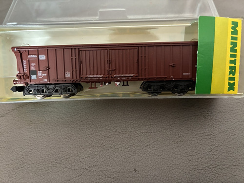 Minitrix Nr. 13279, 4achs. Rolldachwagen Taems 892, braun, DB-Keks, neu/OV | Zustand: Neu