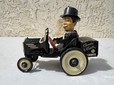 LOUIS MARX TOYS - CHARLIE McCARTHY BENZIE BUGGY - Tin Wind Up Car