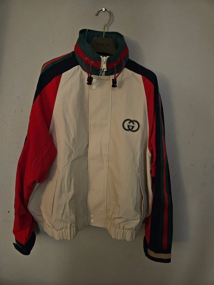 Chaqueta deportiva Gucci para hombre (GRANDE) Foto 4 de 4