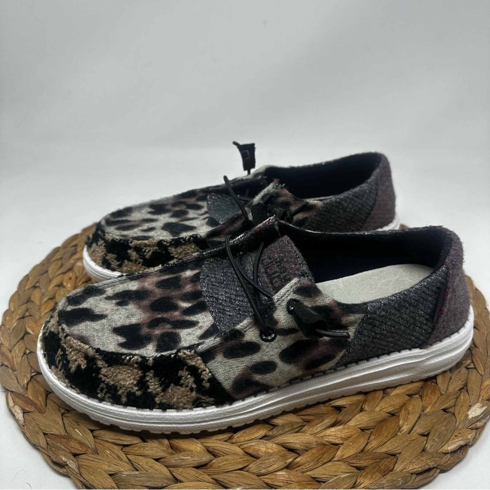 HEY DUDE Wendy Patchwork Slip On Java Size 8 Wome… - image 4