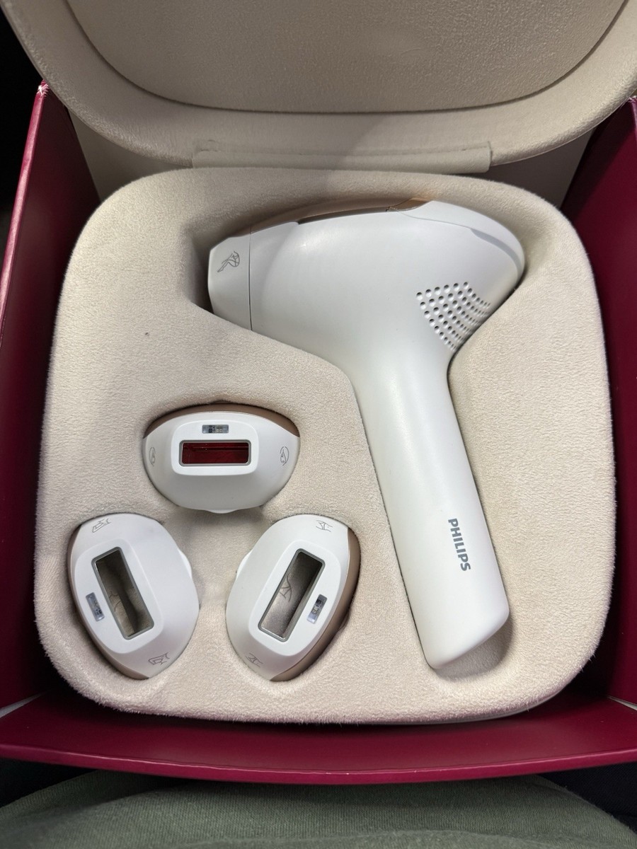 【中古/美品】PHILIPS Lumea Advanced 新品未開封 PHILIPS Lumea Advanced 脱毛器（顔、体用） 【公式通販】