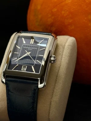 FREDERIQUE CONSTANT GENEVE Classics Carree Automatic ETAT NEUF AVEC GARANTIE - Photo 1/4