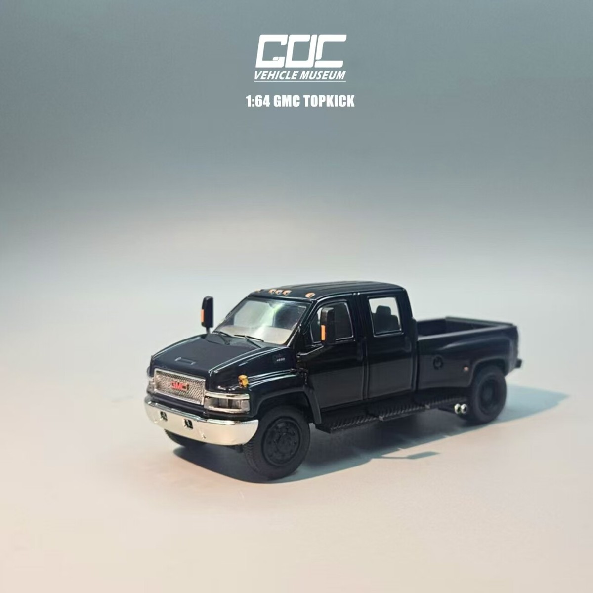 ミニカー GOC 1/64 GMC Top Kick s-l1200.jpg