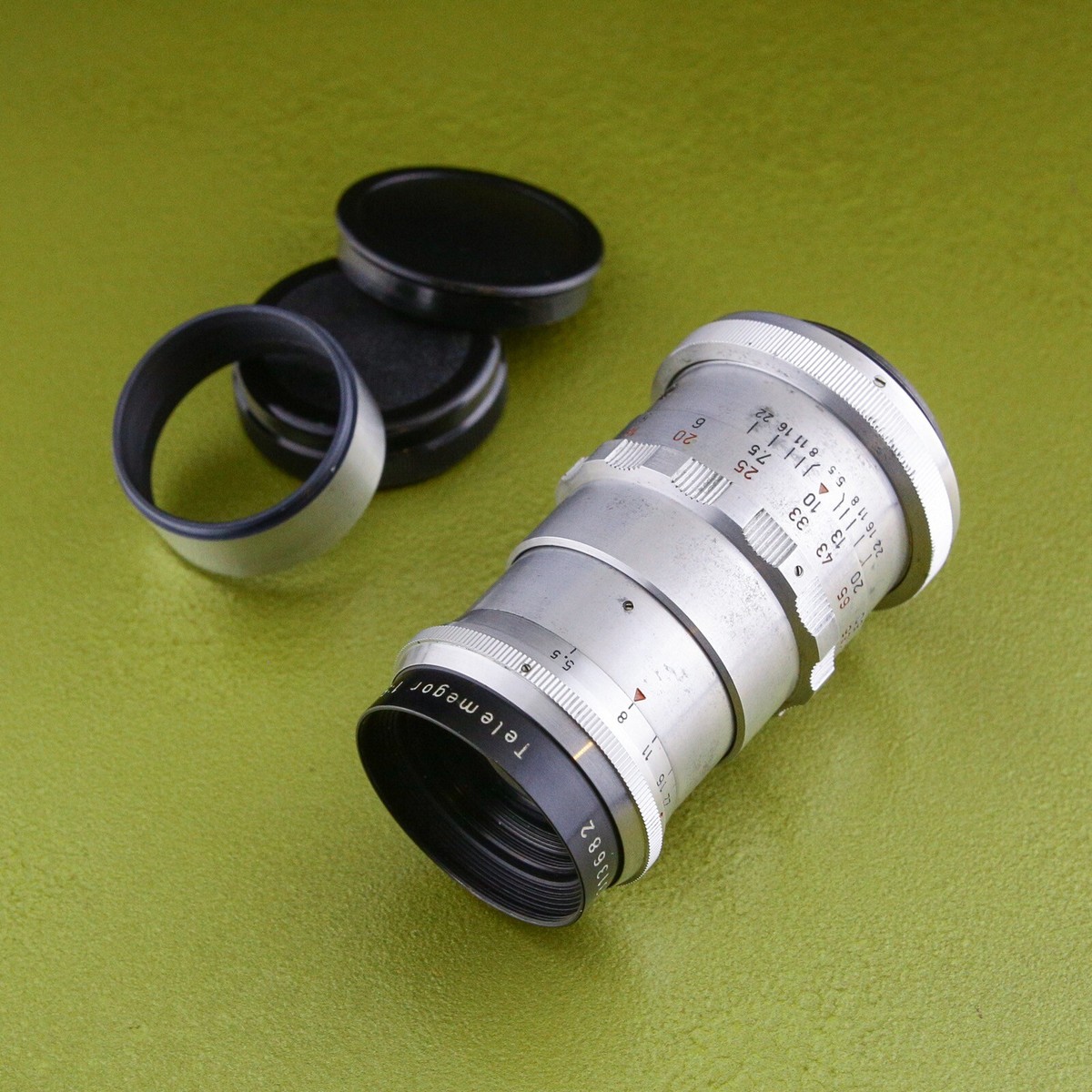 レンズ(単焦点) M42 TELEMEGOR 5.5/150 V MEYER-OPTIK M42, TELEMEGOR 5.5 / 150 red V, Meyer-Optik 5,5 Tele megor