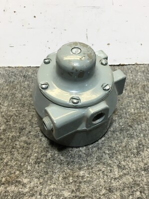 NOS FOXBORO B110ZM PRESSURE REGULATOR NEW