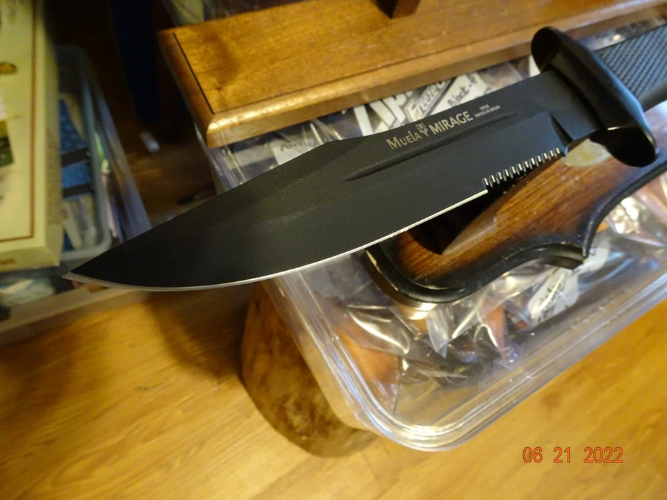 CUCHILLO TÁCTICO MUELA 12" MIRAGE CI18N 7" HOJA MOLY-VANADIO S.S CON SIERRA ANTIDESLIZANTE  Foto 3 de 4