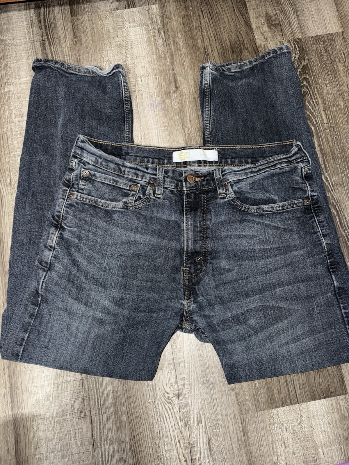 Signature By Levi Strauss Men’s Regular Fit Jeans Size 34x30 thumbnail 5