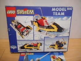 LEGO System Model Team Black Thunder Hornet Boxed (Lego No: 5542)