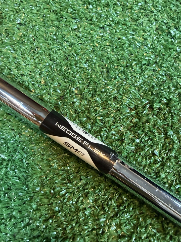 Titleist Vokey SM8 Sand Wedge 56 degree 56-10 S Grind Steel Wedge - Image 3 of 4