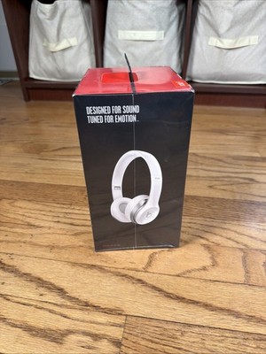 Beats by Dr. Dre Solo2 Wired On-Ear Headphones - White (900-00135