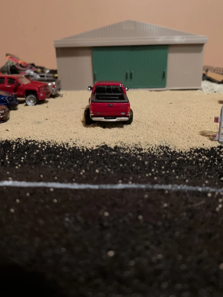 Литая модель грузовика Ford F-250 2004 Motormax масштаб 1:64 - Изображение 4 из 4