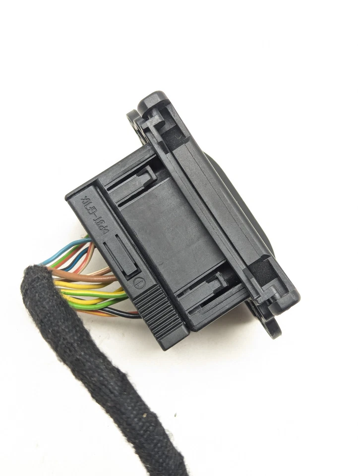 1997 - 2004 Mercedes Benz Slk Class R170 Cover Trim Panel Obd Socket Holder Oem - Image 4 of 4